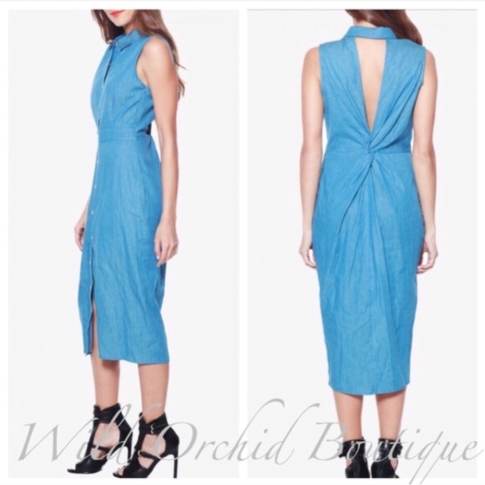 •Closeout• Chambray Midi Dress